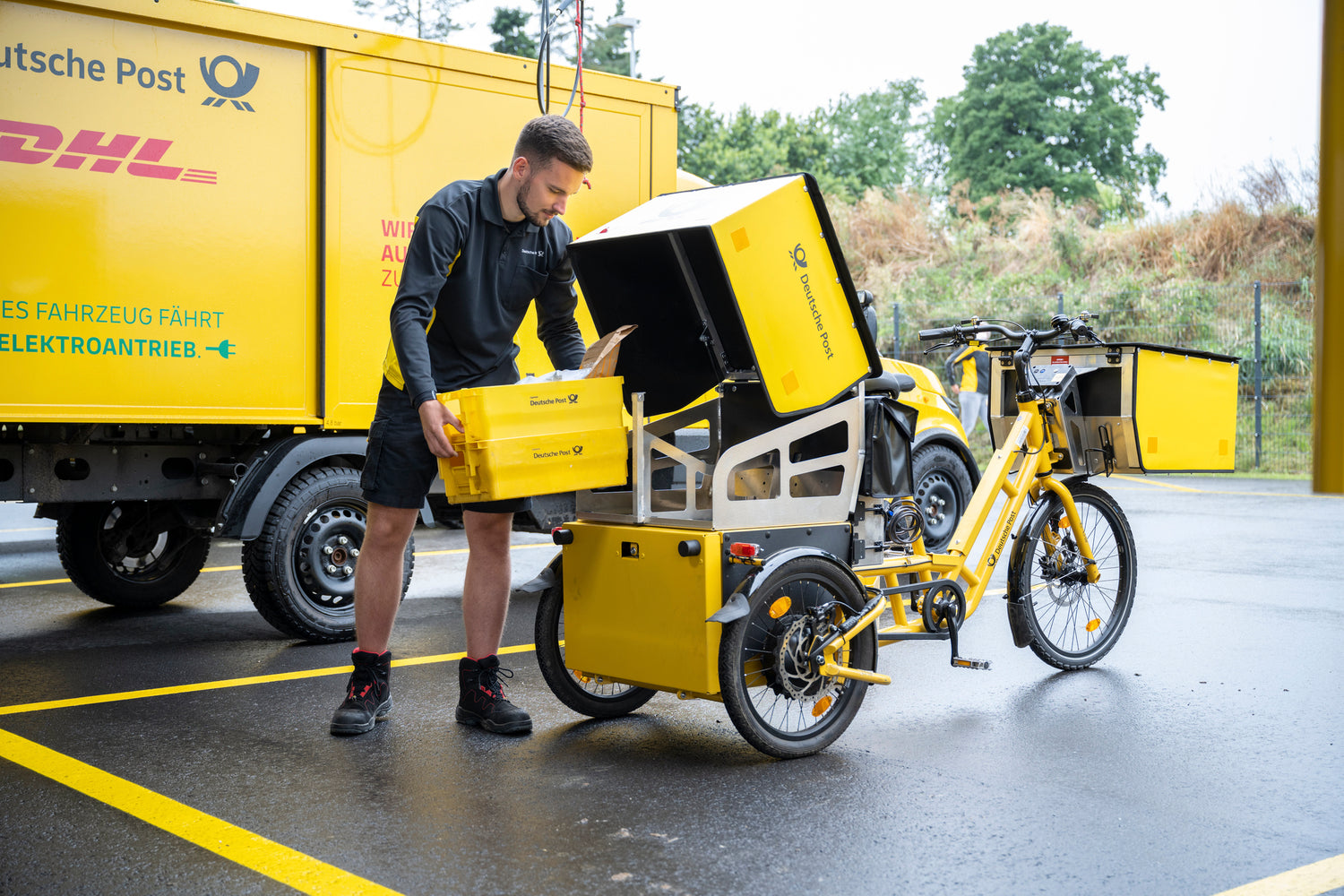 Versand mit DHL-GoGreen